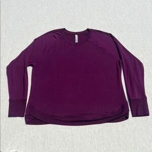 Athleta Women’s Purple Long Sleeve Relaxed‎ Sweater.